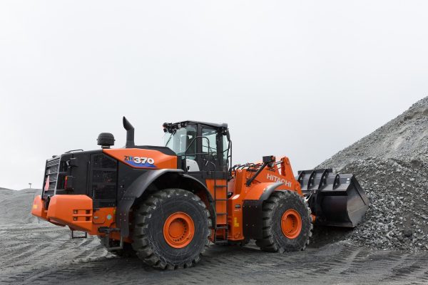 Hitachi ZW 370-6 - Image 4