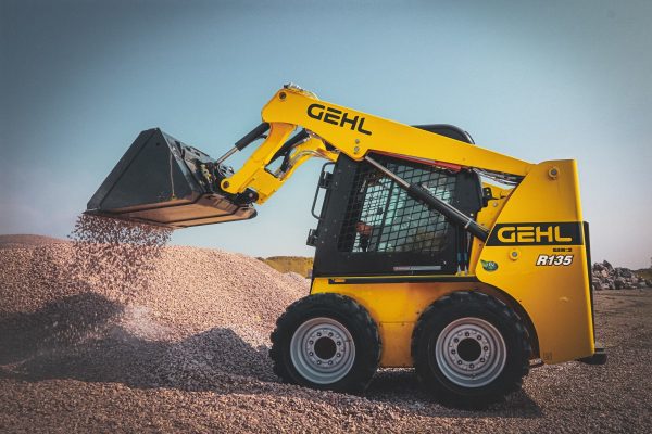 Gehl R135 - Image 4