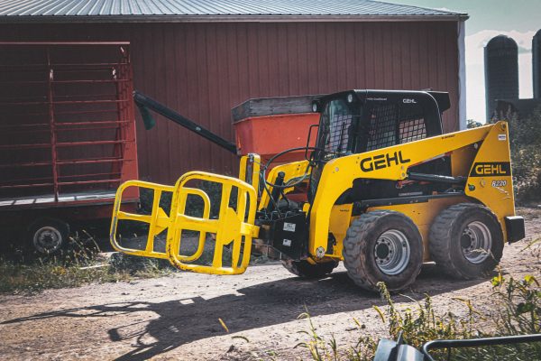 Gehl R220 - Image 3